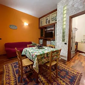 Appartamento Casa Elle, Aeroporto di Catania Fontana Rossa